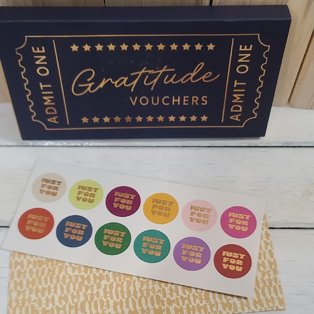 Gratitude Vouchers Set Of 12 W Gold Print Voucher, Incl Envelop & Stickers NWT - Picture 4 of 9